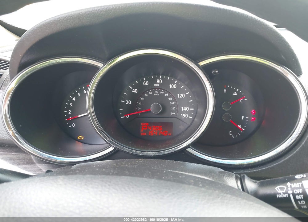 2013 KIA SORENTO VIN: 5XYKT3A65DG405940