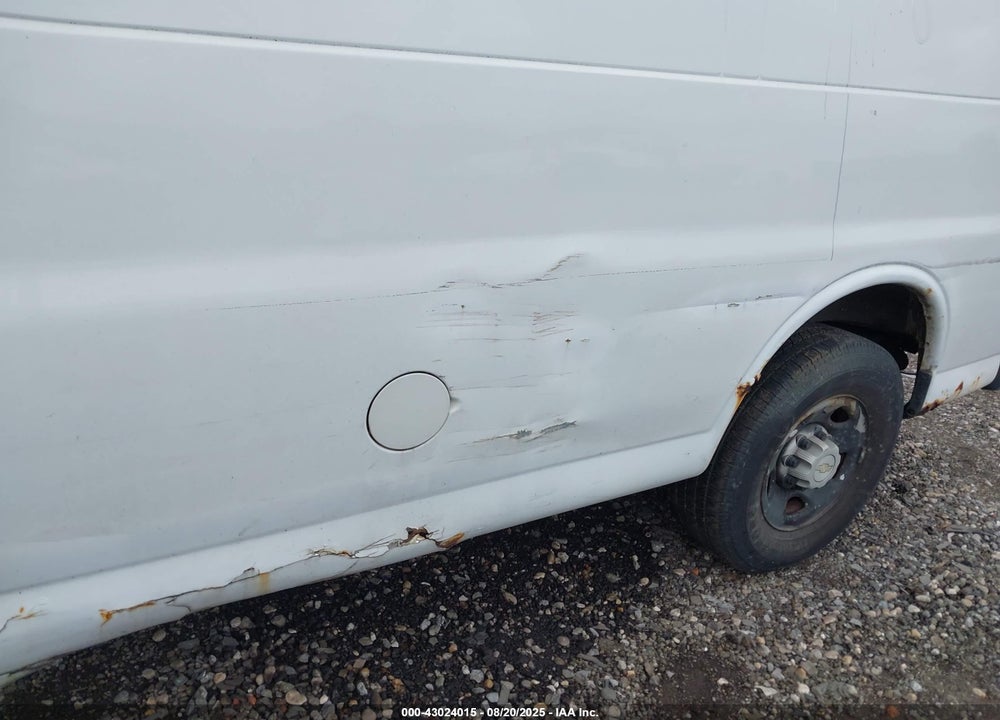 2006 CHEVROLET EXPRESS WORK VAN VIN: 1GCGG25V561124410