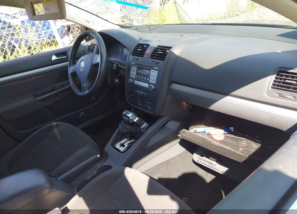2009 VOLKSWAGEN JETTA VIN: 3VWKZ71K29M279367