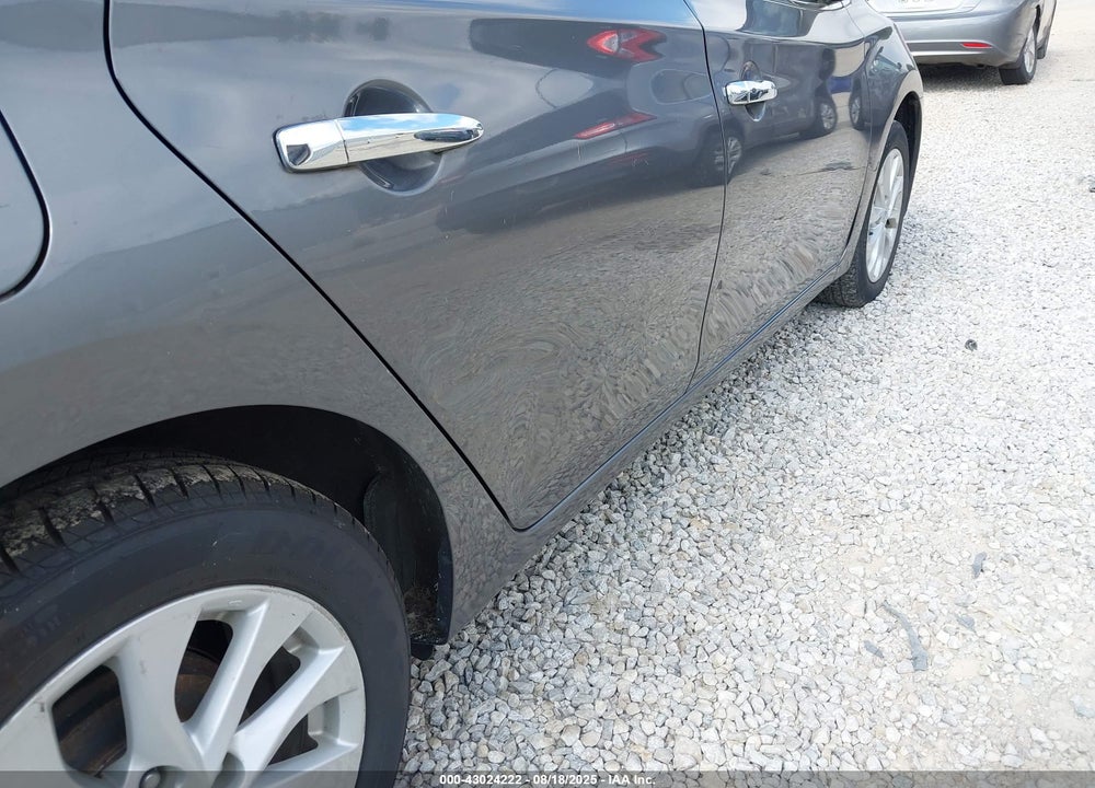 2018 NISSAN SENTRA VIN: 3N1AB7AP1JL618261