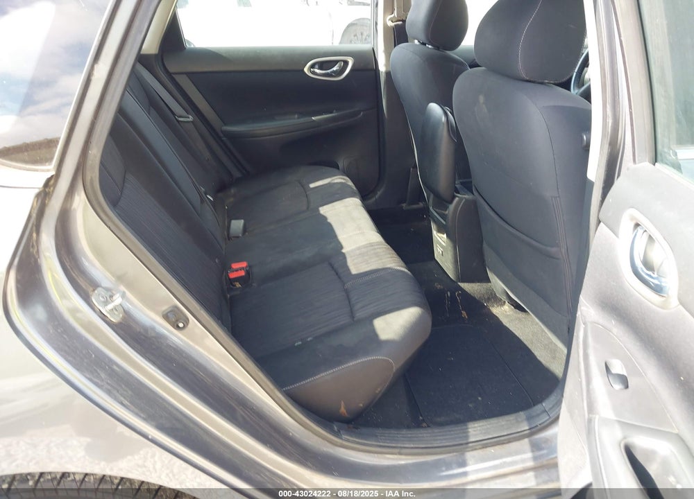 2018 NISSAN SENTRA VIN: 3N1AB7AP1JL618261
