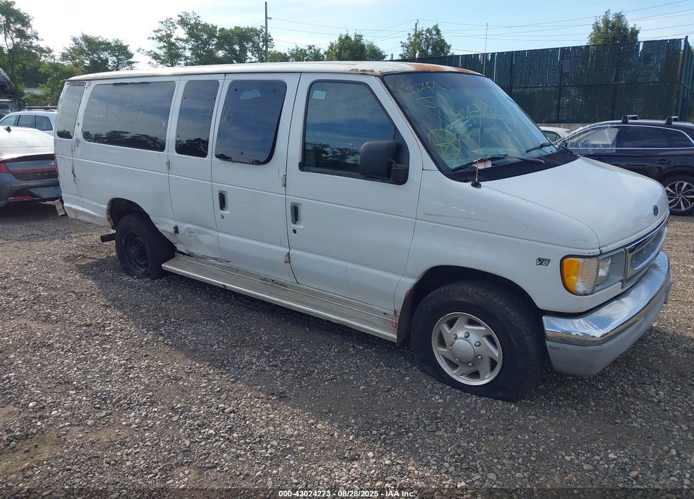 1998 FORD SUPER CLUB WAGON XL/XLT VIN: 1FBSS31L7WHA39163