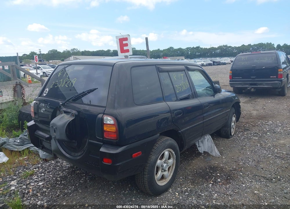 2000 TOYOTA RAV4 VIN: JT3HP10V6Y7153005