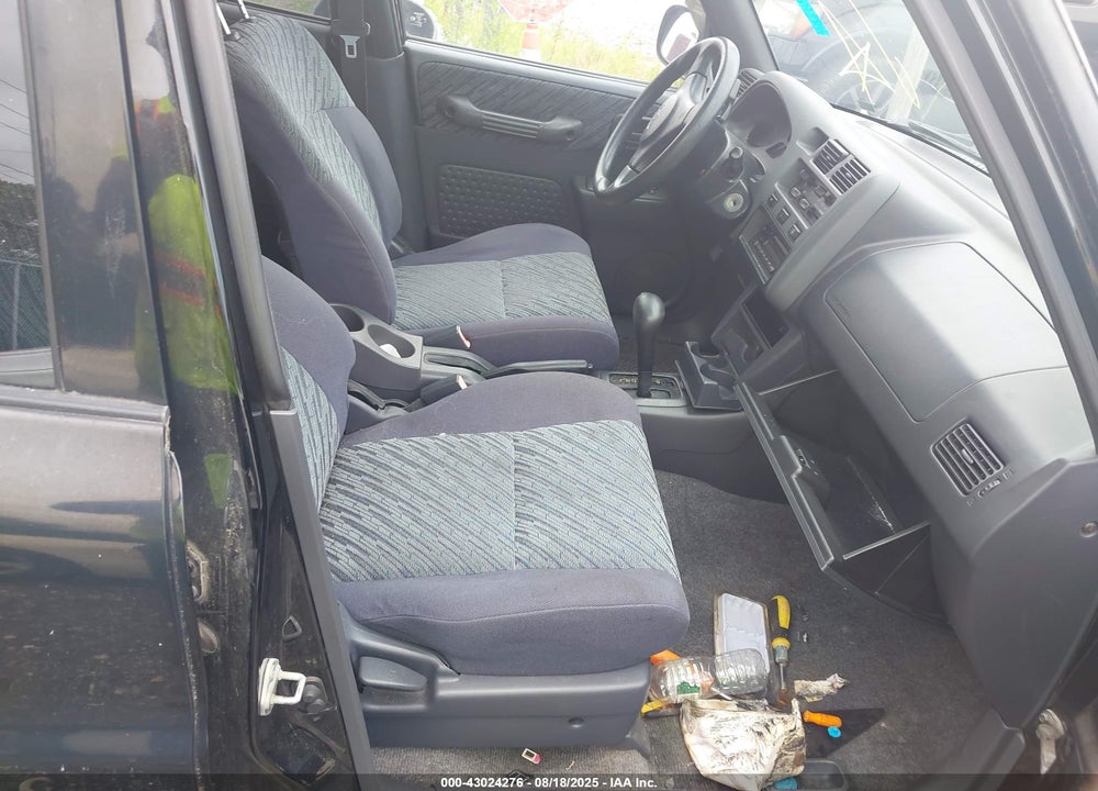 2000 TOYOTA RAV4 VIN: JT3HP10V6Y7153005