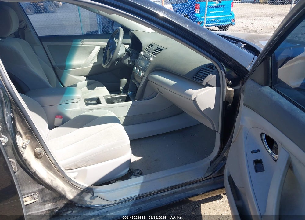 2008 TOYOTA CAMRY LE VIN: 4T4BE46K58R017506
