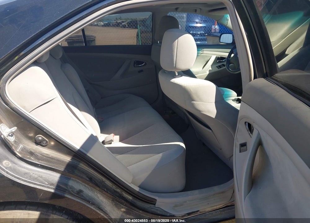 2008 TOYOTA CAMRY LE VIN: 4T4BE46K58R017506