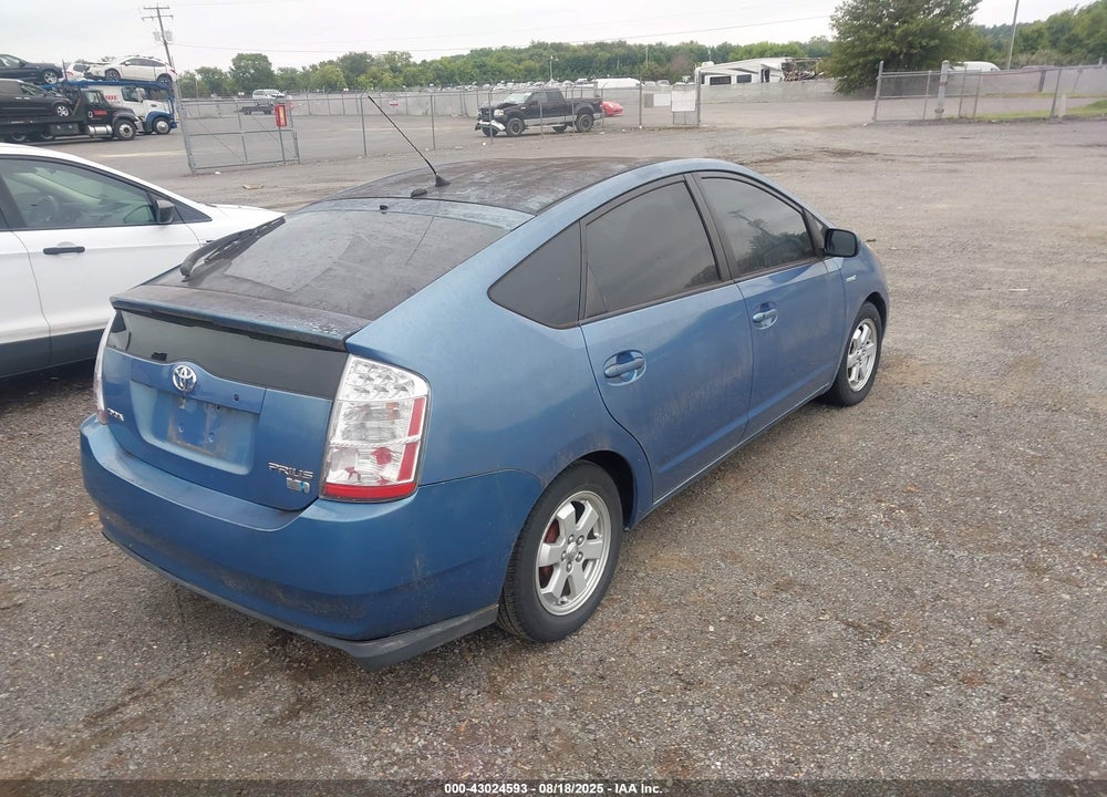 2007 TOYOTA PRIUS VIN: JTDKB20U177674385