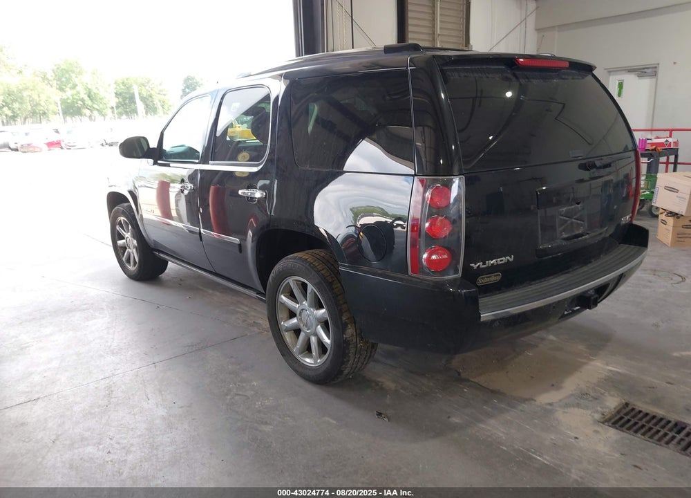 2013 GMC YUKON VIN: 1GKS2EEF8DR301392