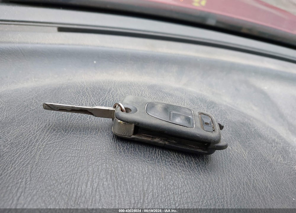 2003 MERCEDES-BENZ SLK 320 VIN: WDBKK65F73F287050