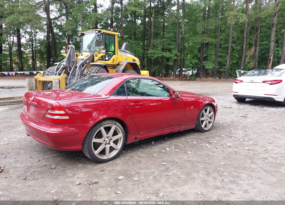2003 MERCEDES-BENZ SLK 320 VIN: WDBKK65F73F287050