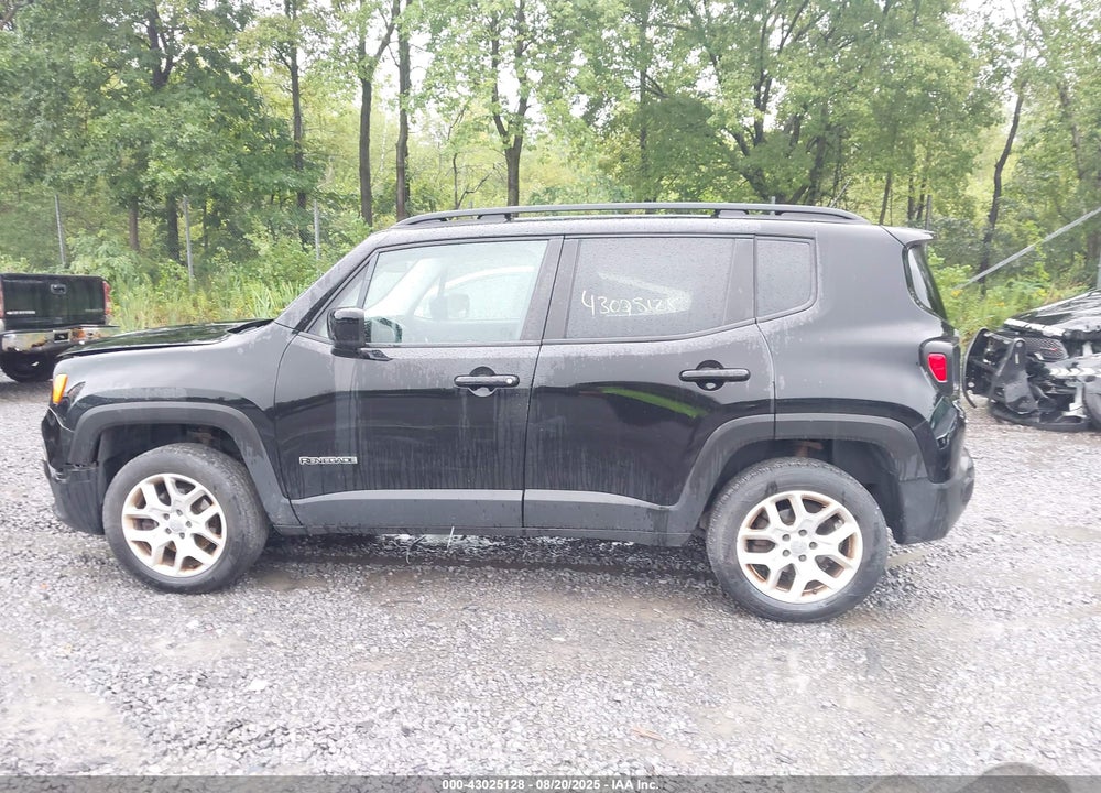 2016 JEEP RENEGADE VIN: ZACCJBBT3GPD53558