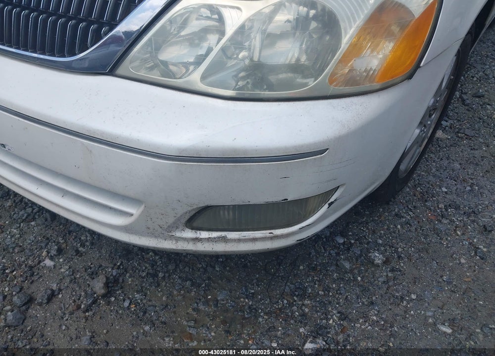 2001 TOYOTA AVALON XLS W/BUCKET SEATS VIN: 4T1BF28B91U141051