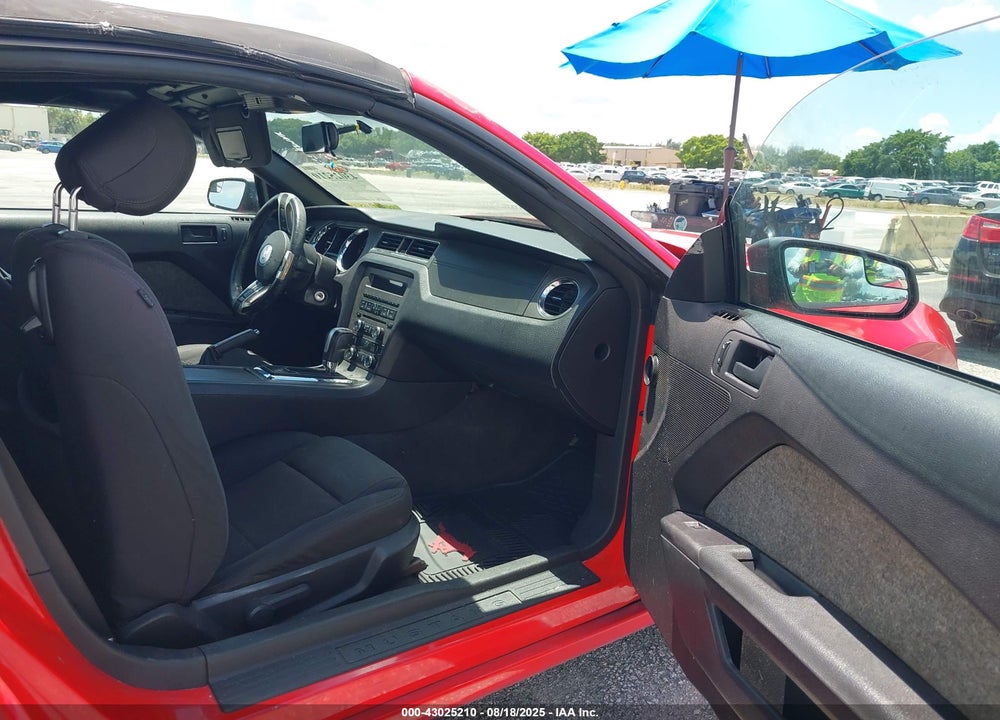 2013 FORD MUSTANG VIN: 1ZVBP8EM3D5224738