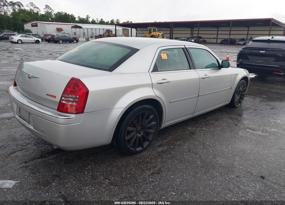 2007 CHRYSLER 300C VIN: 2C3KA63H17H766940