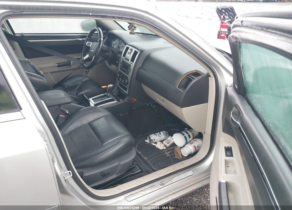 2007 CHRYSLER 300C VIN: 2C3KA63H17H766940