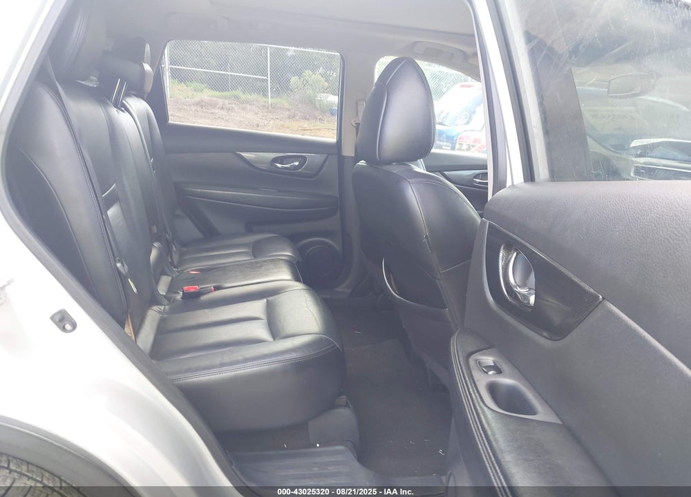 2015 NISSAN ROGUE VIN: 5N1AT2MV9FC819847