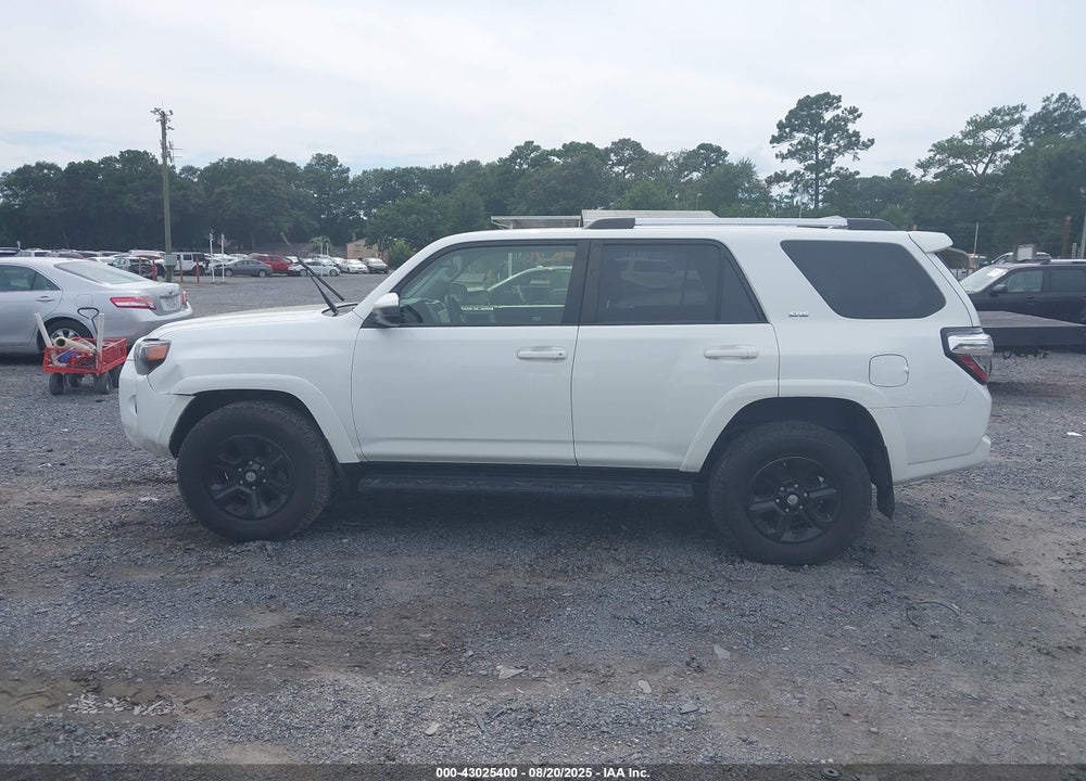 2021 TOYOTA 4RUNNER VIN: JTEMU5JR0M5942926