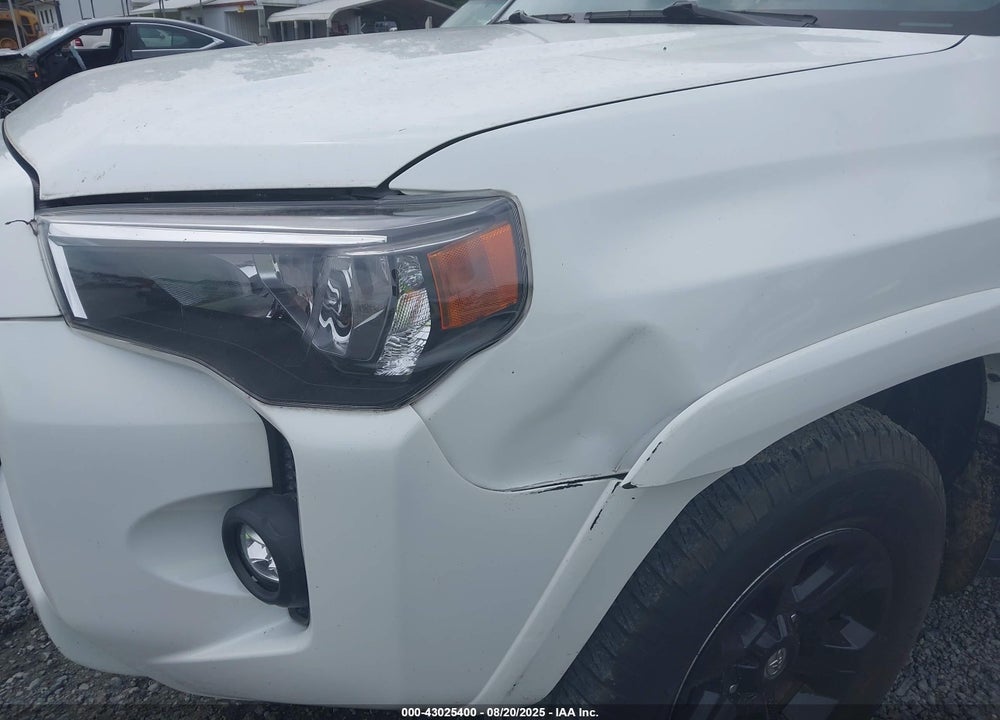 2021 TOYOTA 4RUNNER VIN: JTEMU5JR0M5942926