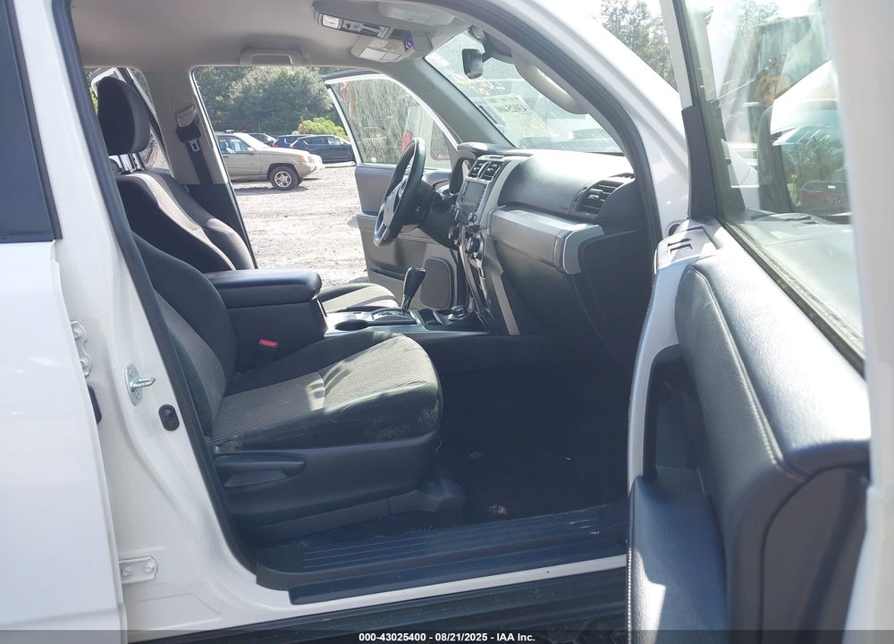 2021 TOYOTA 4RUNNER VIN: JTEMU5JR0M5942926