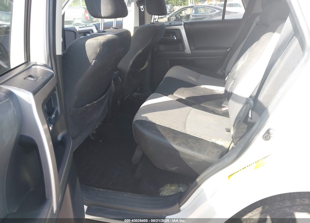 2021 TOYOTA 4RUNNER VIN: JTEMU5JR0M5942926