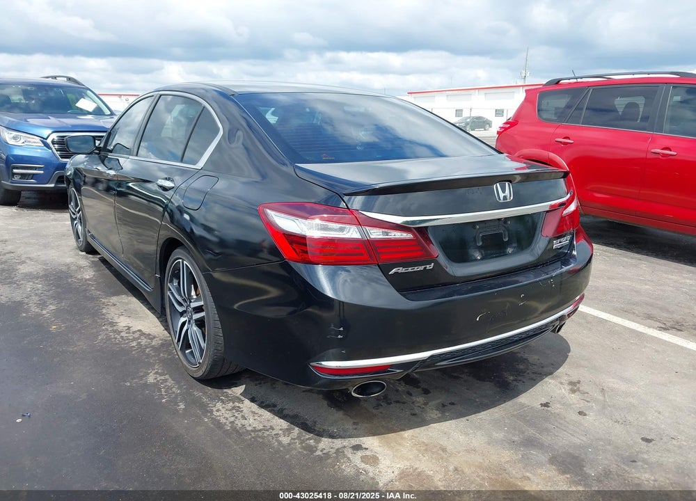 2017 HONDA ACCORD VIN: 1HGCR2F14HA208582