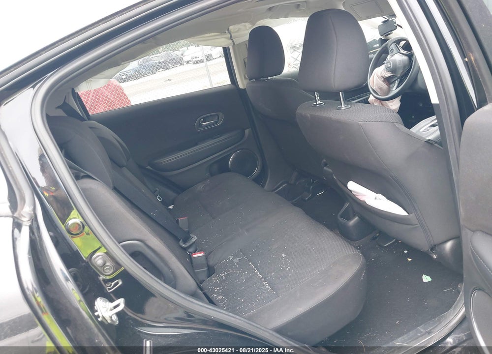 2018 HONDA HR-V VIN: 3CZRU6H53JM726300