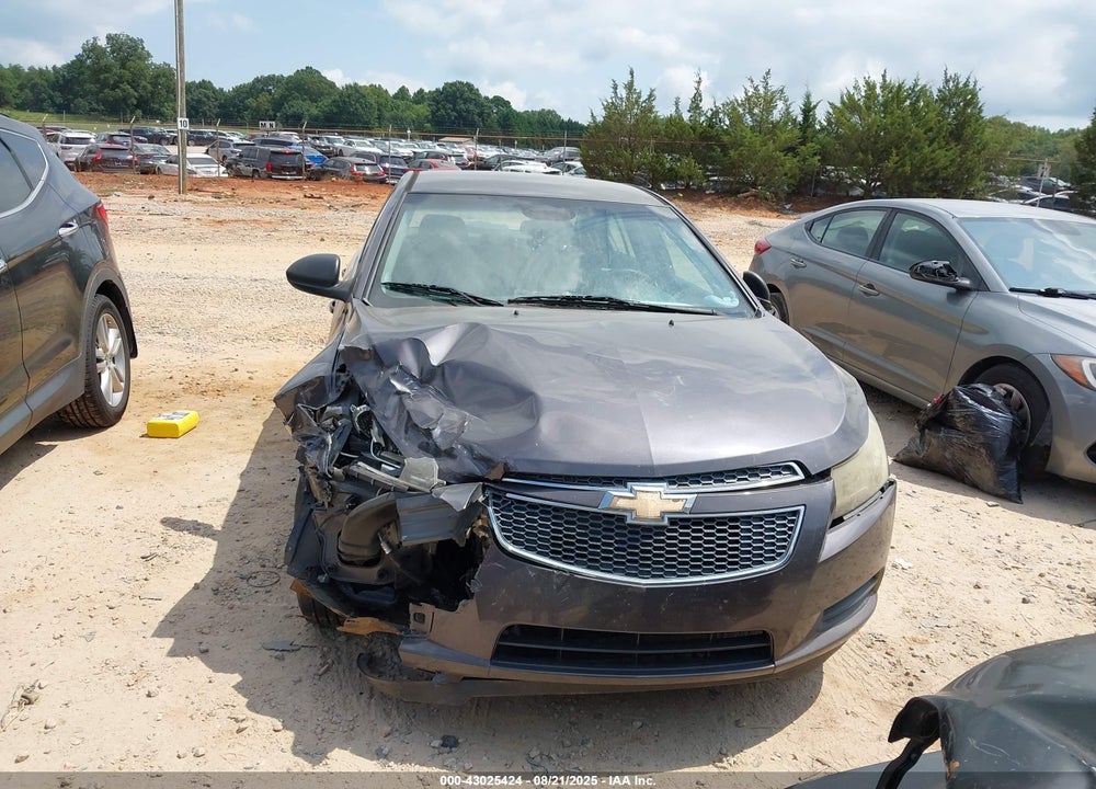 2011 CHEVROLET CRUZE LS VIN: 1G1PC5SH5B7105769