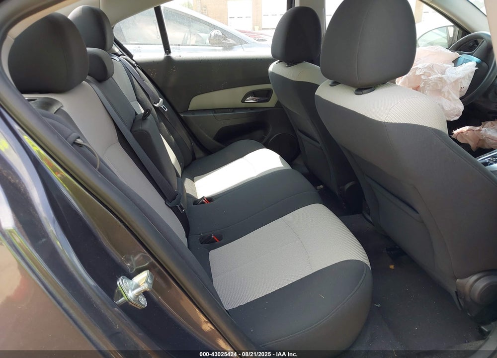 2011 CHEVROLET CRUZE LS VIN: 1G1PC5SH5B7105769