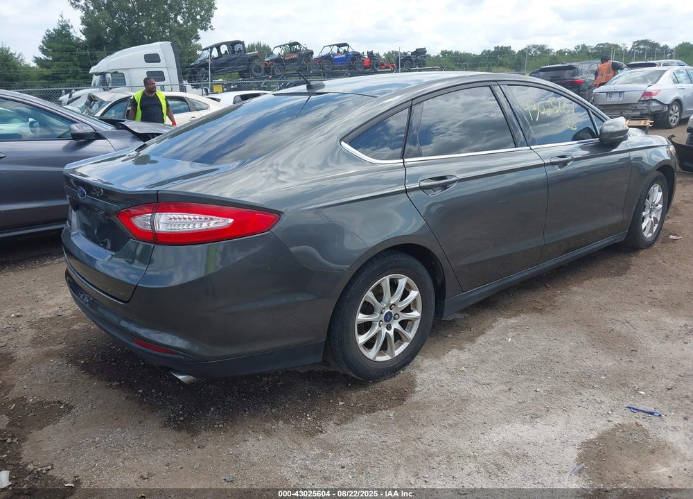 2016 FORD FUSION VIN: 3FA6P0G72GR282005