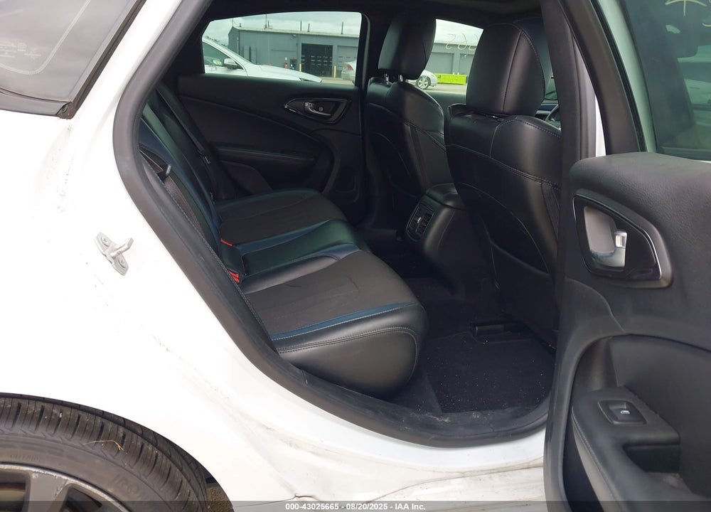 2015 CHRYSLER 200 VIN: 1C3CCCBG9FN674289