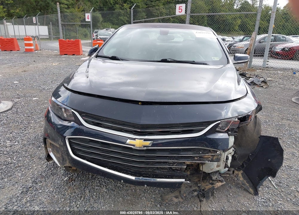 2017 CHEVROLET MALIBU VIN: 1G1ZE5ST5HF235573