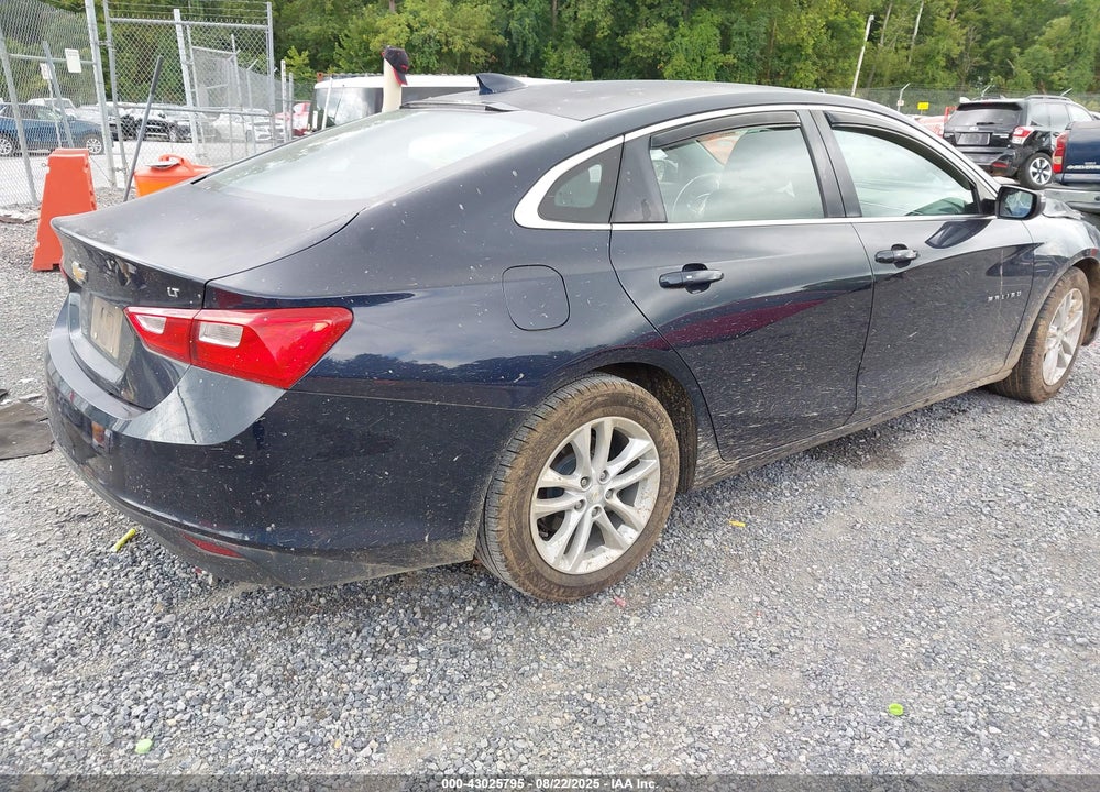 2017 CHEVROLET MALIBU VIN: 1G1ZE5ST5HF235573