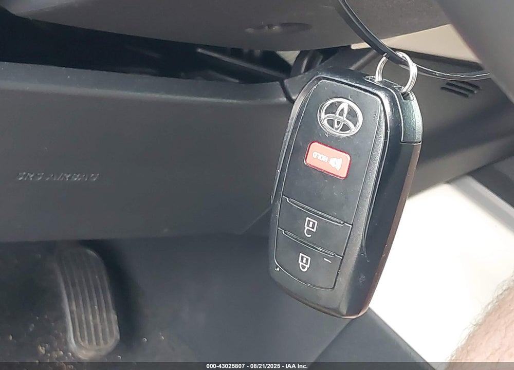 2023 TOYOTA COROLLA CROSS XLE VIN: 7MUEAAAG1PV061214