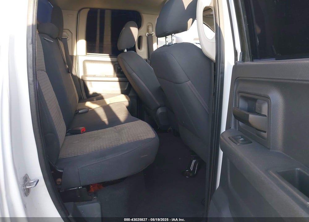 2012 RAM 1500 ST VIN: 1C6RD6FP4CS206585