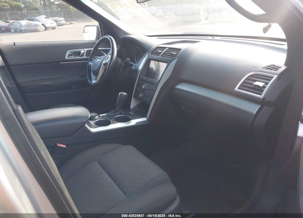 2011 FORD EXPLORER VIN: 1FMHK8D80BGA08150