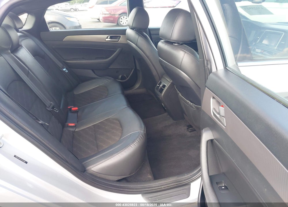 2018 HYUNDAI SONATA VIN: 5NPE34AF4JH701880