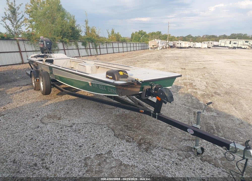 2023 EZ LOADER 20' BOAT TRAILER SUP VIN: 1L8TABSA0PA006007