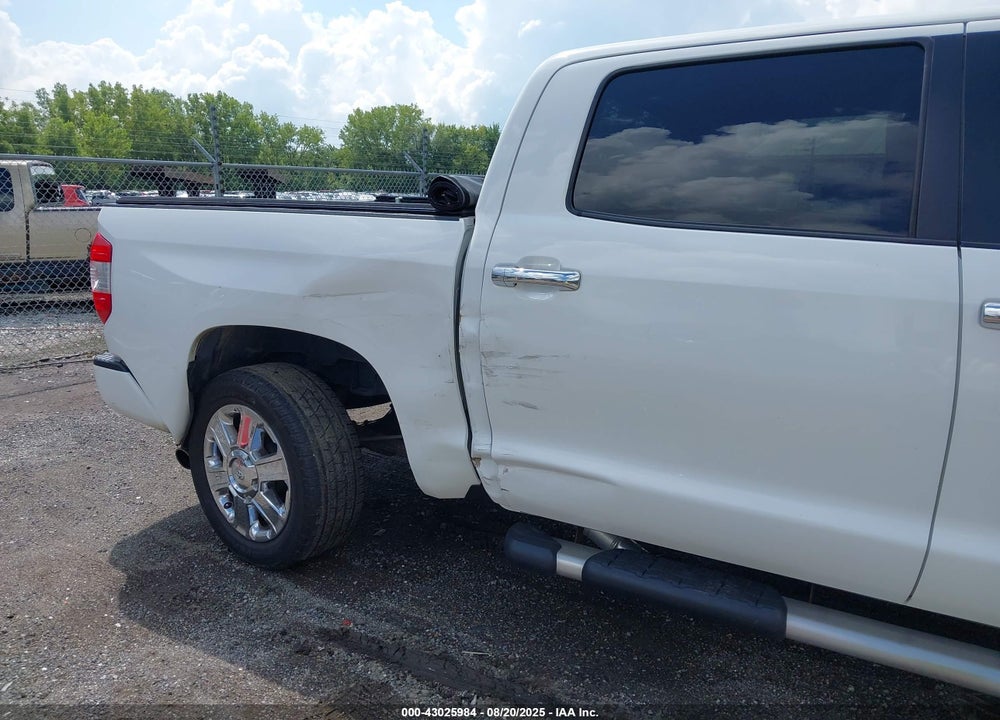 2017 TOYOTA TUNDRA 1794 5.7L V8 VIN: 5TFAW5F17HX640533