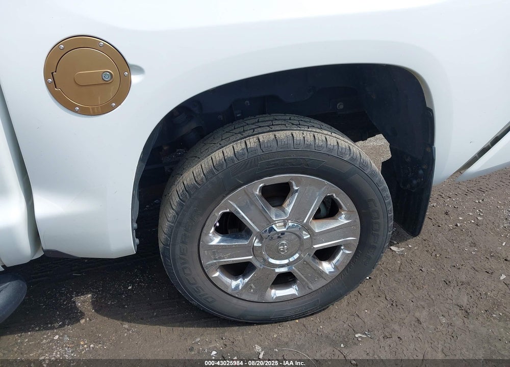 2017 TOYOTA TUNDRA 1794 5.7L V8 VIN: 5TFAW5F17HX640533