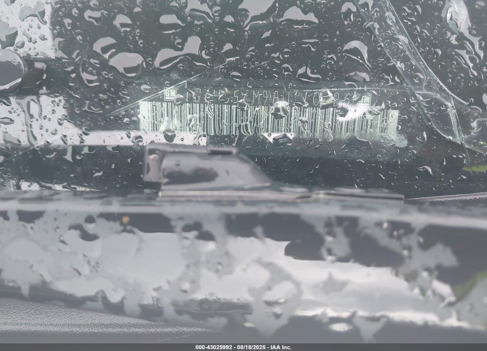 2010 BUICK LUCERNE VIN: 1G4HC5EM9AU110926