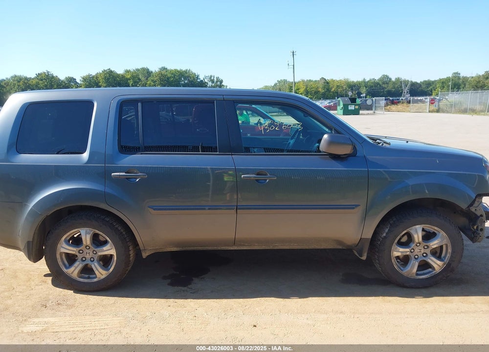 2012 HONDA PILOT VIN: 5FNYF4H65CB022941
