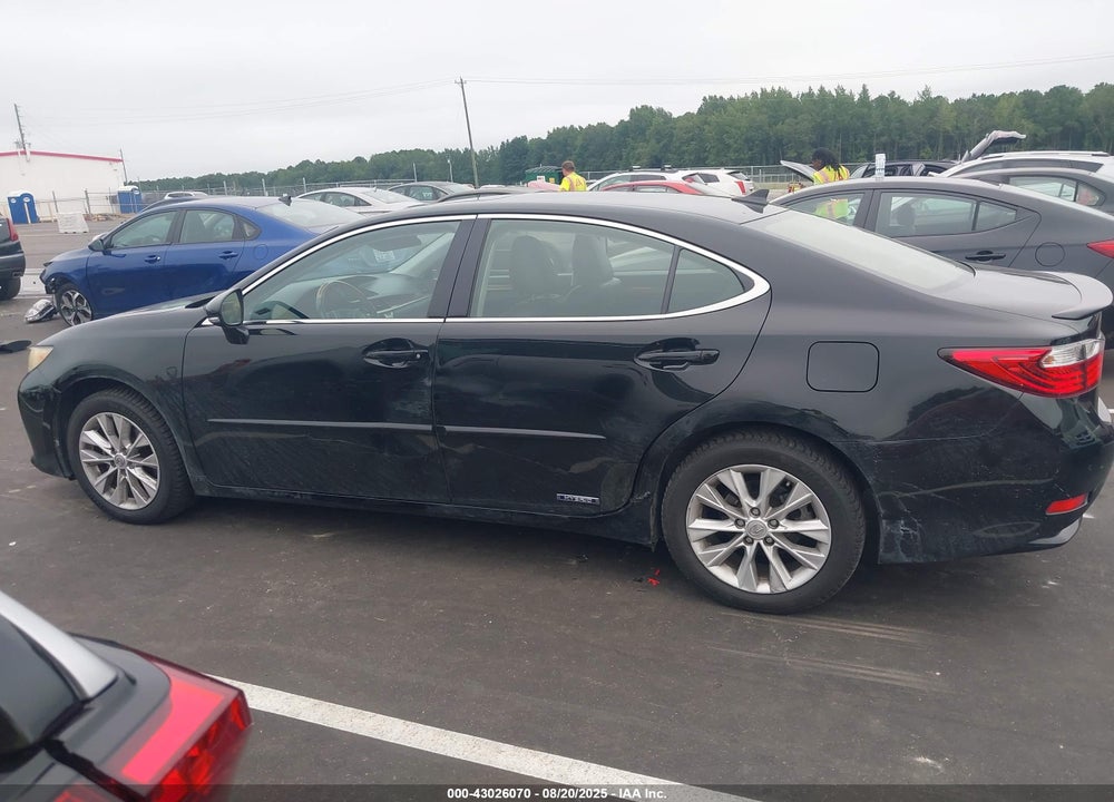 2013 LEXUS ES 300H VIN: JTHBW1GG6D2016440