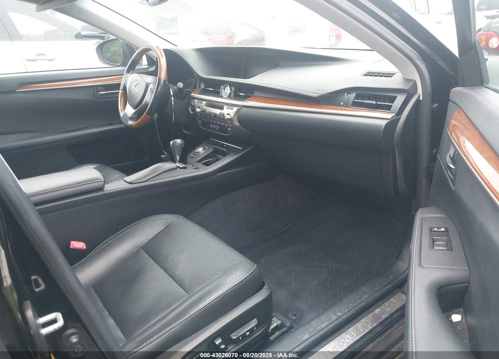 2013 LEXUS ES 300H VIN: JTHBW1GG6D2016440