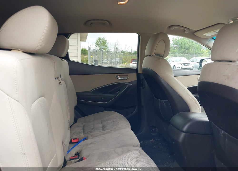 2017 HYUNDAI SANTA FE VIN: 5XYZTDLB6HG441205