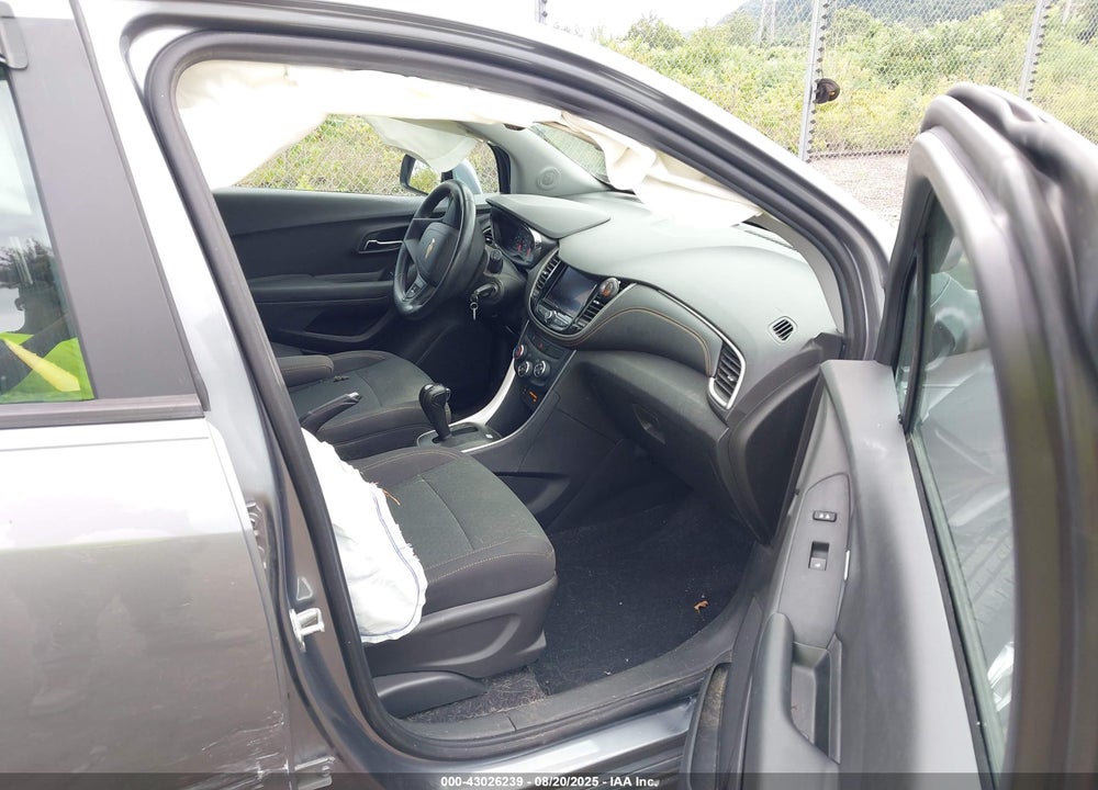 2020 CHEVROLET TRAX VIN: 3GNCJNSB6LL216830