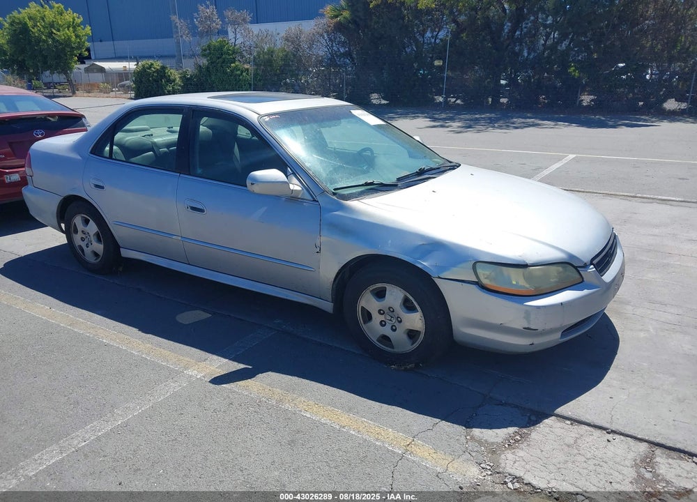 2001 HONDA ACCORD 3.0 EX VIN: 1HGCG16591A078159