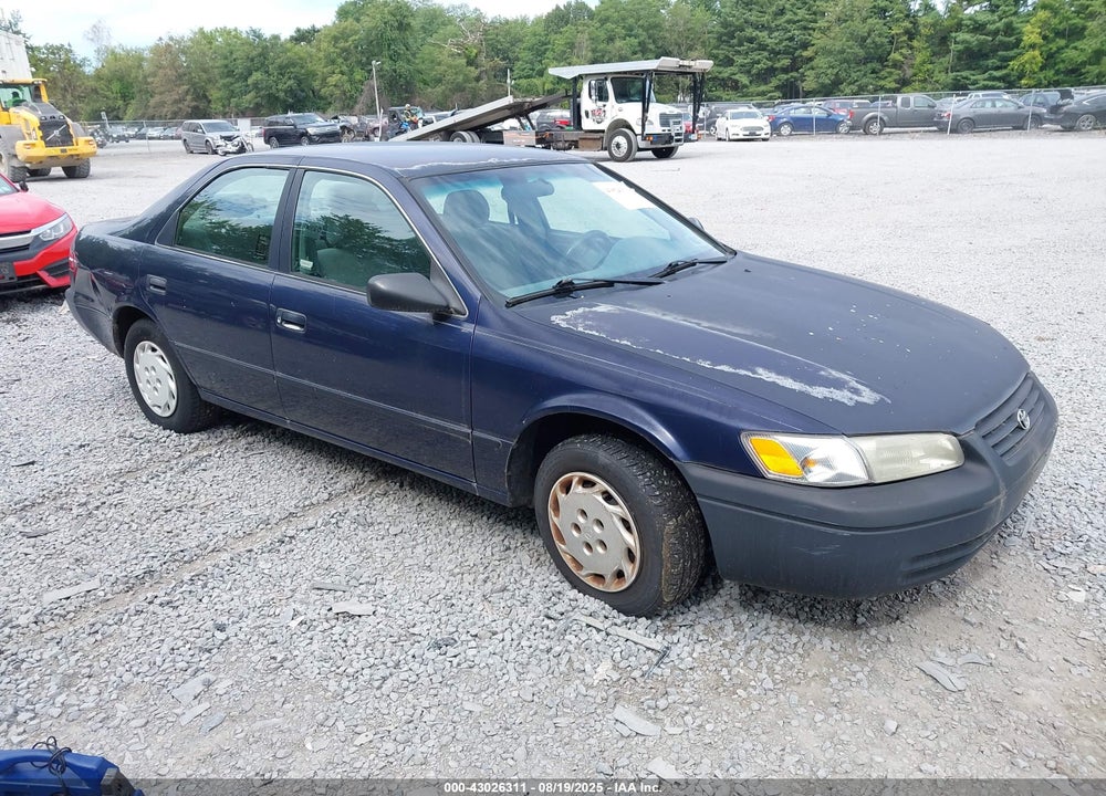 1997 TOYOTA CAMRY LE VIN: 4T1BG22KXVU797027