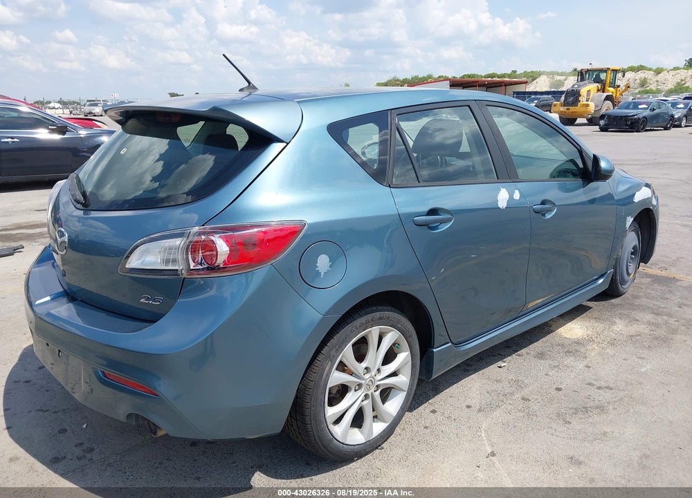 2011 MAZDA 3 S SPORT VIN: JM1BL1K60B1421057