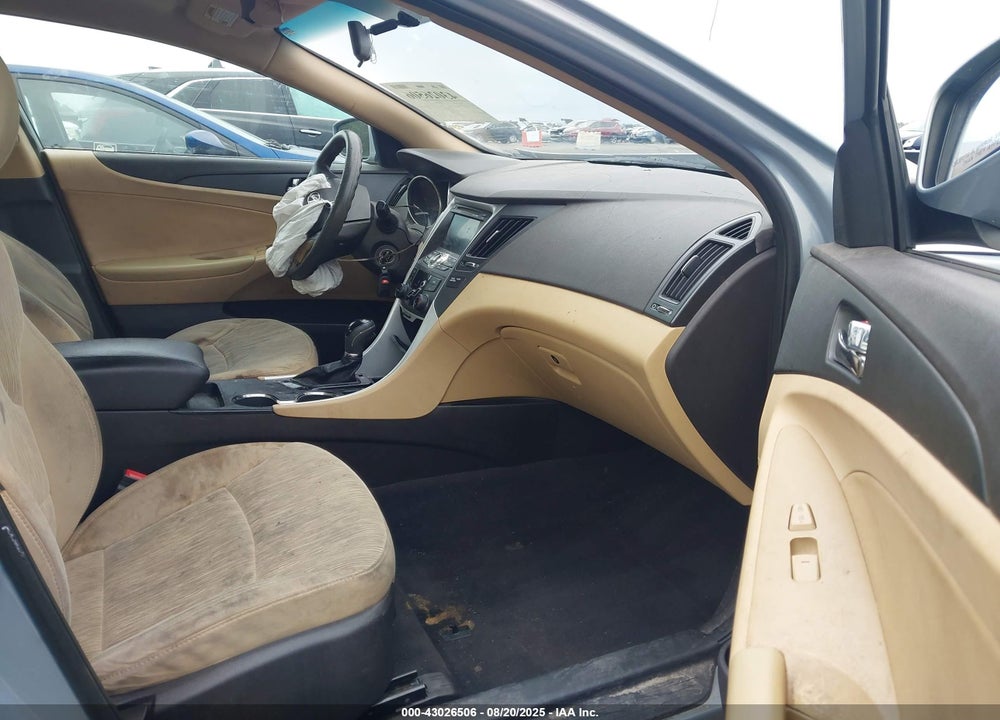 2011 HYUNDAI SONATA VIN: 5NPEB4AC0BH181431