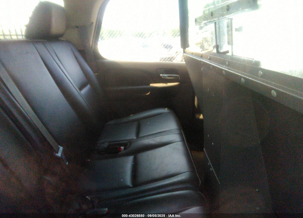 2013 CHEVROLET TAHOE VIN: 1GNLC2E01DR281128